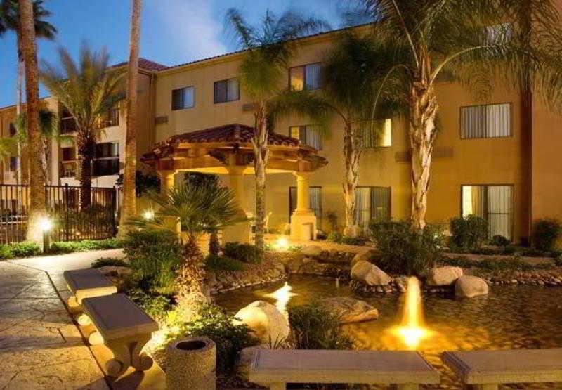 Courtyard By Marriott Tucson Williams Centre Hotel Buitenkant foto
