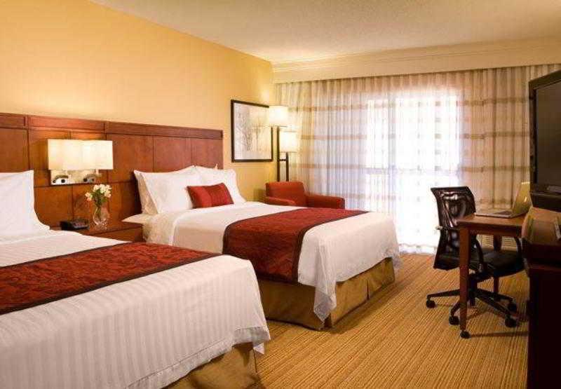Courtyard By Marriott Tucson Williams Centre Hotel Buitenkant foto