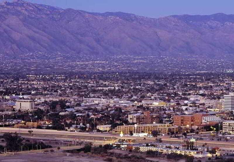 Courtyard By Marriott Tucson Williams Centre Hotel Buitenkant foto