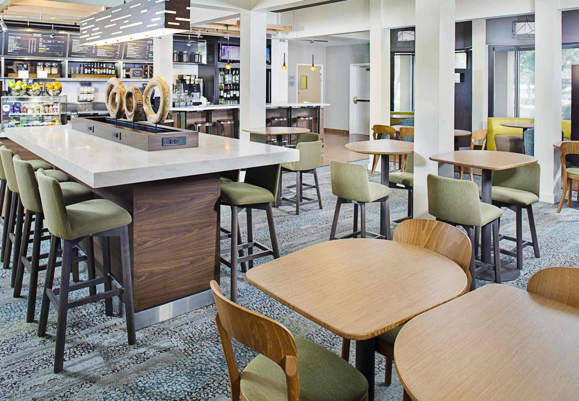 Courtyard By Marriott Tucson Williams Centre Hotel Buitenkant foto